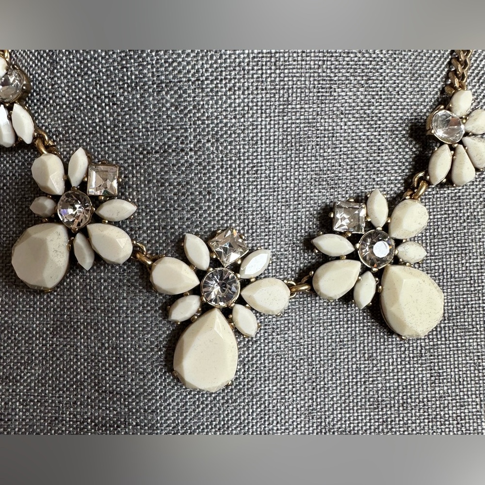 J CREW Rhinestone & Milky/Ivory Necklace - Picture 4 of 8